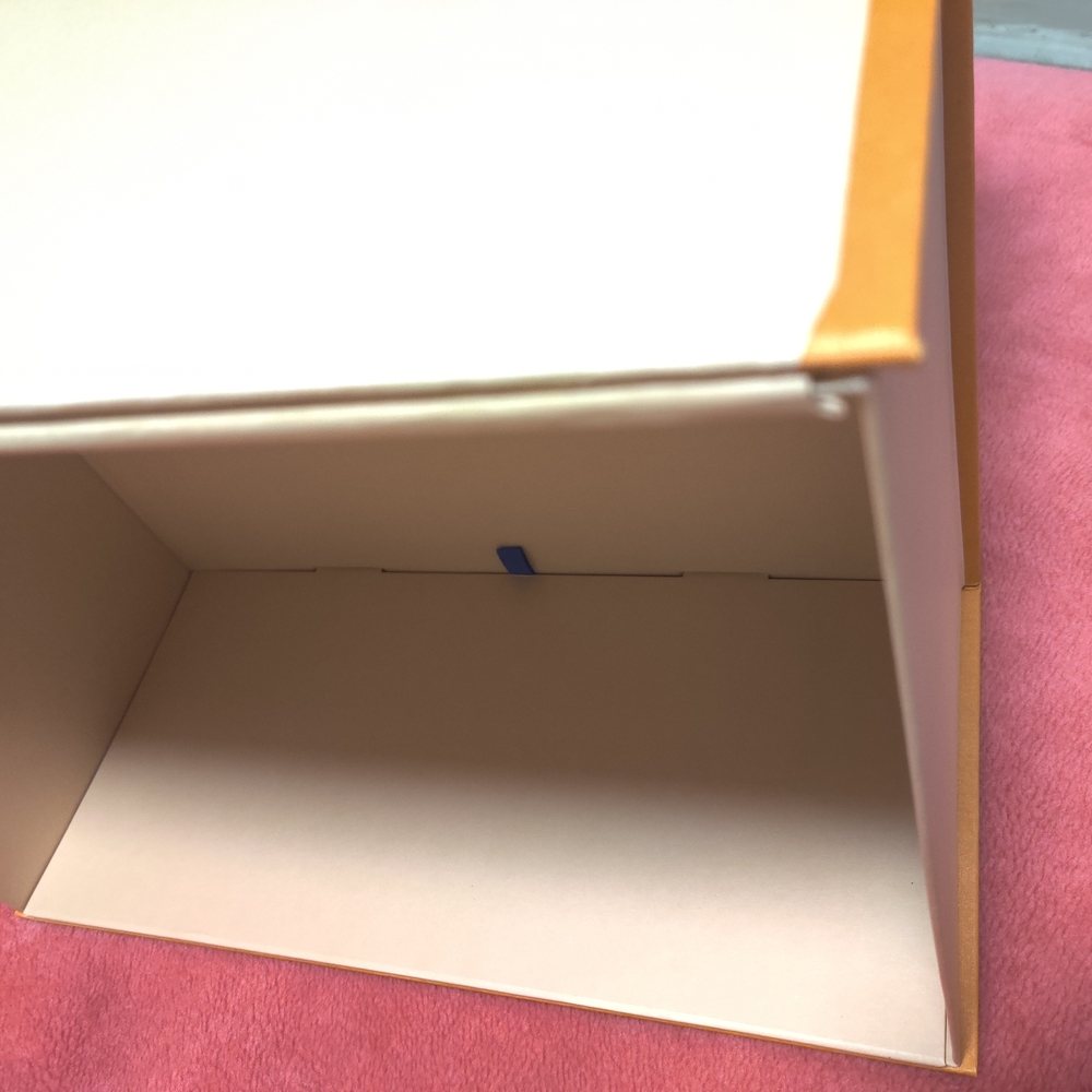 Louis Vuitton Orange Box - Picture 16 of 16